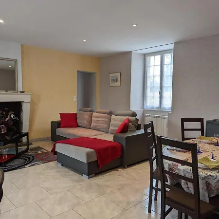 Au Coeur D'un Chateau Historique Avec Parc, Proche De Cognac, Ideal Famille Et Nature - Fr-1-653-167 Cherves-de-Cognac