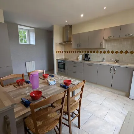 Au Coeur D'un Chateau Historique Avec Parc, Proche De Cognac, Ideal Famille Et Nature - Fr-1-653-167 Cherves-de-Cognac