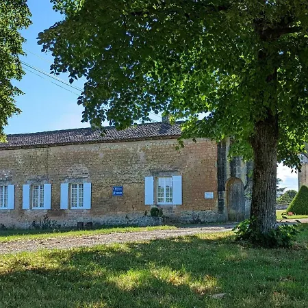 Au Coeur D'un Chateau Historique Avec Parc, Proche De Cognac, Ideal Famille Et Nature - Fr-1-653-167 Cherves-de-Cognac