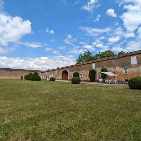 Летний дом Au Coeur D'un Chateau Historique Avec Parc, Proche De Cognac, Ideal Famille Et Nature - Fr-1-653-167 Cherves-de-Cognac